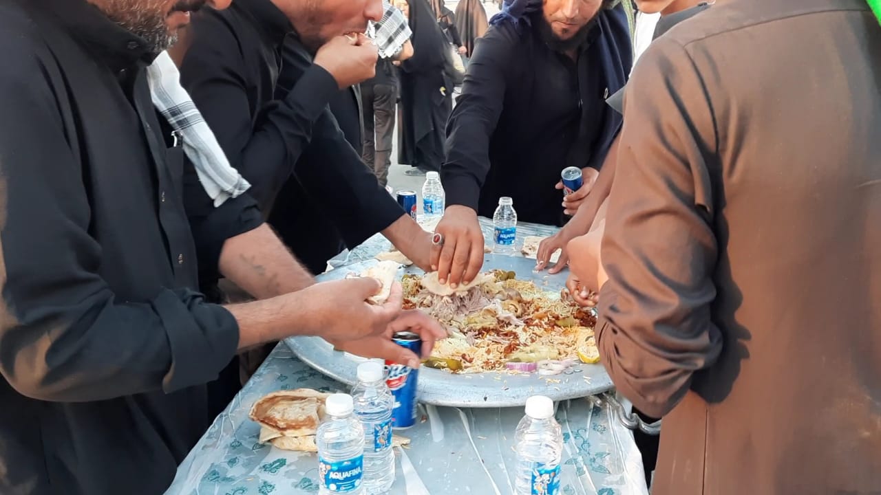 خدمت رسانی گسترده مواکب اربعین حسینی خوزستان به زائرین اربعین در عراق و ایران+تصاویر