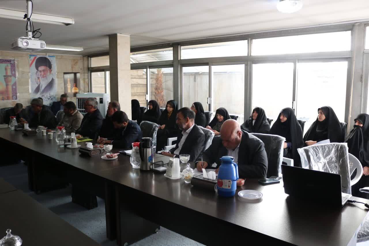نشست مسئولین دفاتر ستاد بازسازی شهرستانهای اصفهان