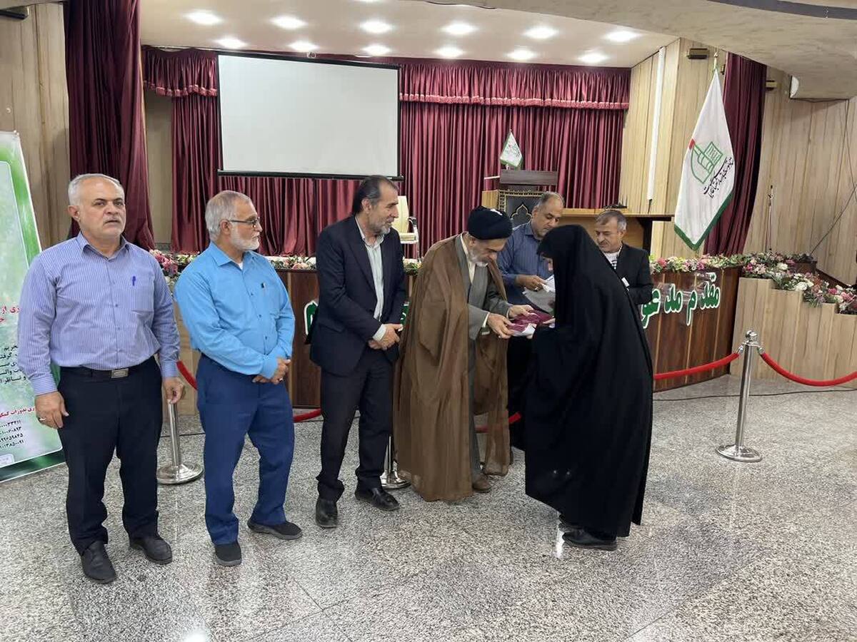 مراسم تجلیل از خادمین به روایت تصویر