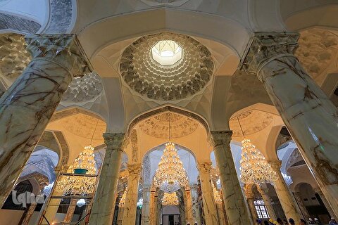 هدیه محبان حضرت فاطمه(س) به آستان حضرت علی(ع)؛ صحن حضرت زهرا(س) افتتاح شد .