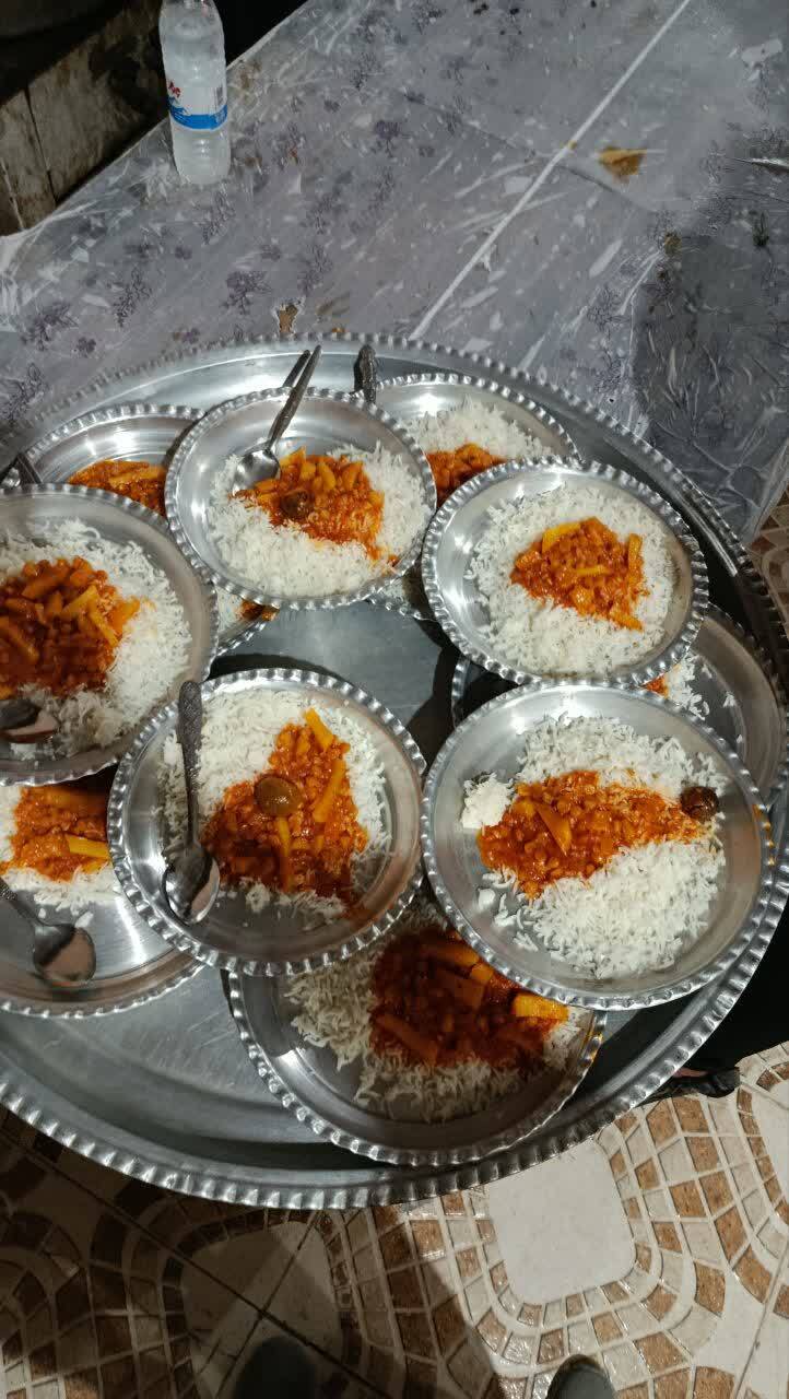 شور و اشتیاق خدمت رسانی به زائرین اربعین حسینی در مواکب مردمی شهرک اربعینی چذابه